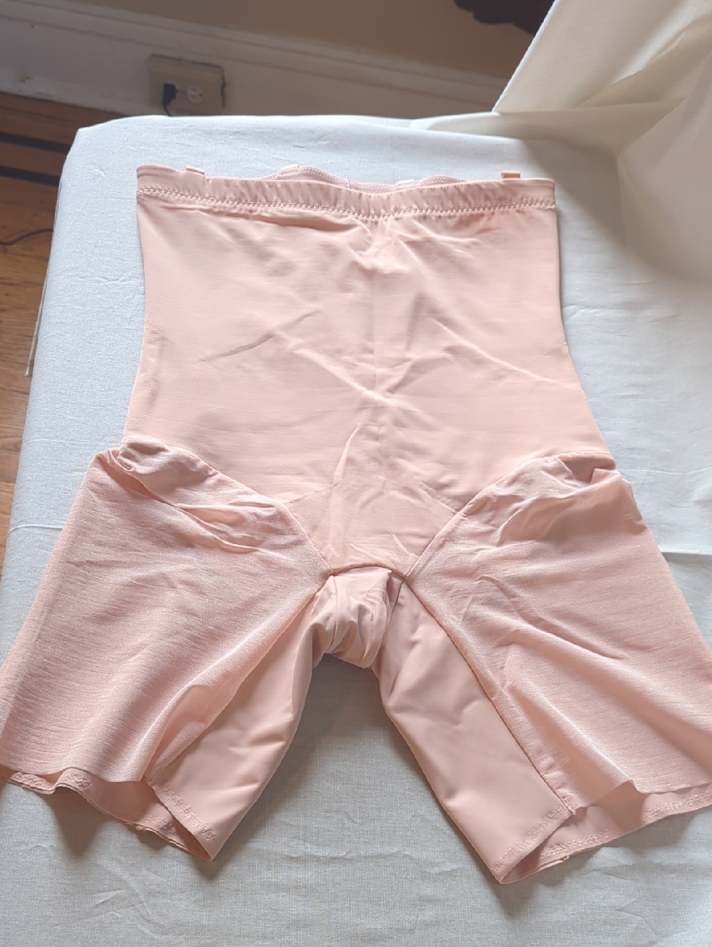 Honeylove High-Waist Shapewear Shorts in Blush